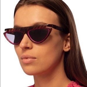 🆕NWT Fendi Sunglasses✨
